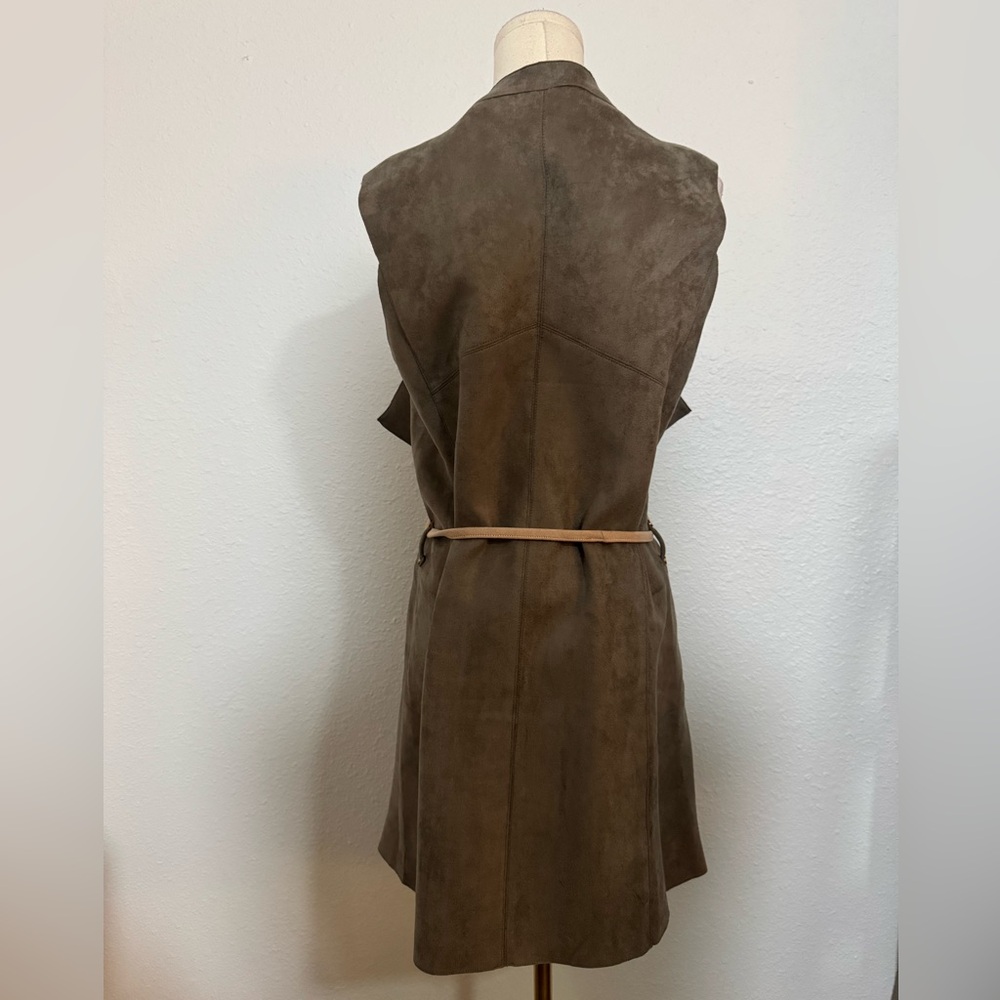 Fate Faux Suede Tie Waist Vest Tan & Brown Vest size Large - Picture 7 of 15